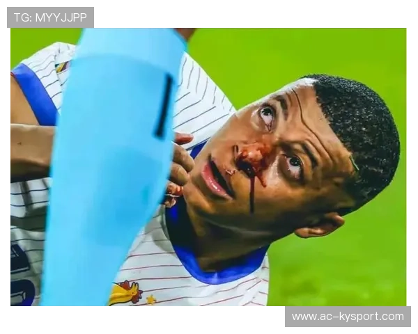 巴黎圣日耳曼中场伤情更新，姆巴佩状态待观察，巴黎圣日耳曼续约姆巴佩