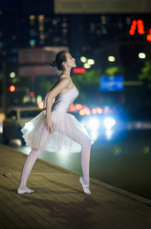 开云电竞平台-中国三人篮球男队年轻球员表现抢眼，中国男子三人篮球运动员