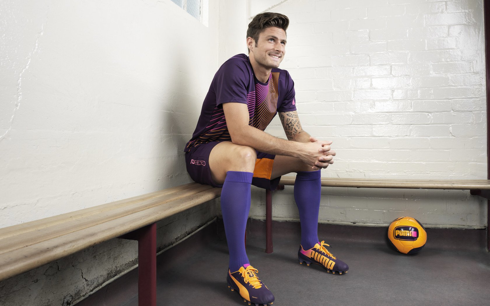 自由式滑雪训练技术不断创新，自由式滑雪简单介绍